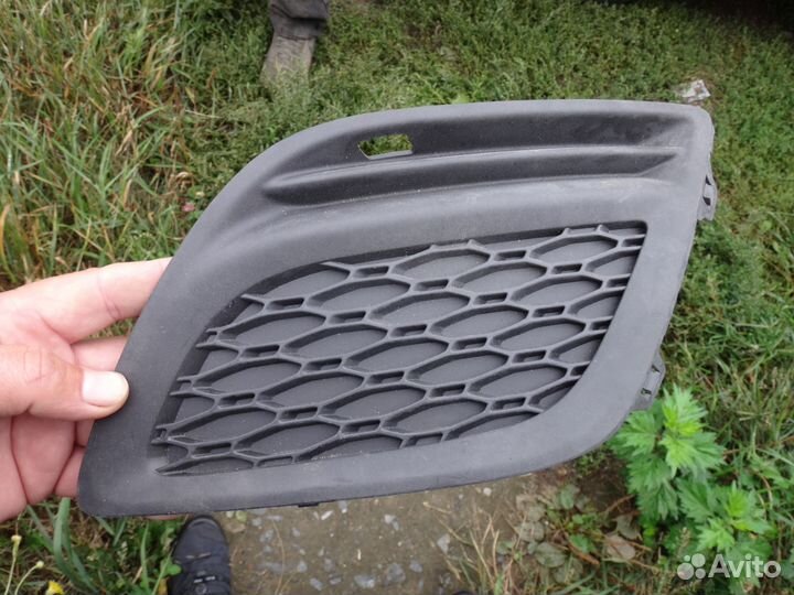 Хс60 заглушка переднего бампера Левая XC60 08-12