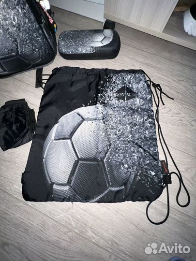 Рюкзак школьный для мальчика ортопедический