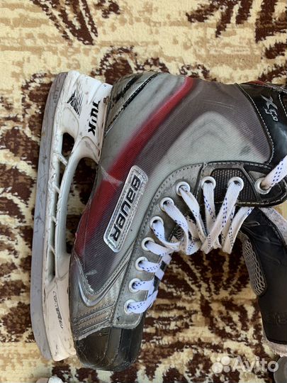 Хоккейные коньки bauer