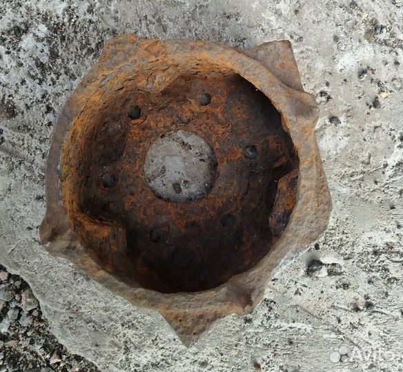 Газ М1 запчасть кпп и крепление бампера