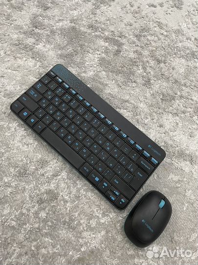 Беспроводная клавиатура и мышь