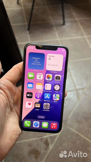 iPhone 11 Pro, 64 ГБ