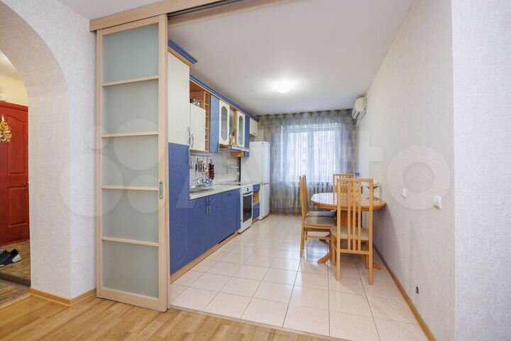 2-к. квартира, 75,7 м², 8/10 эт.
