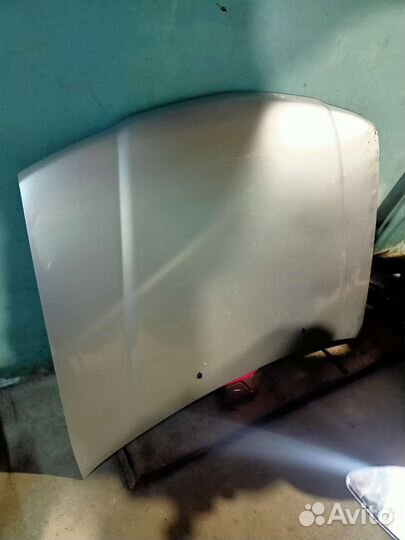 Капот nissan sunny fb15