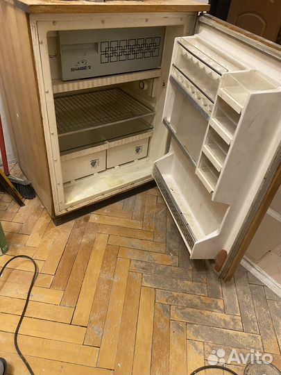 Холодильник Snaige оригинал 60*85выс