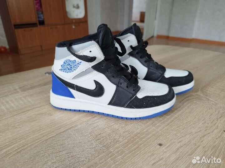 Кроссовки мужские