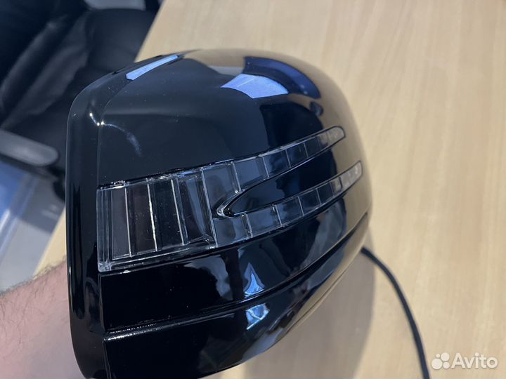 Правое зеркало в сборе Mercedes GL X164 стекло