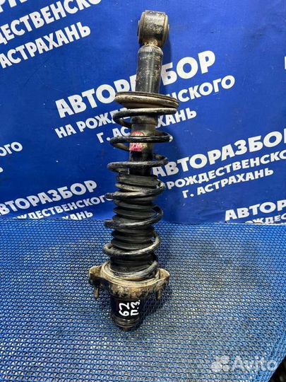 Задняя стойка амортизатора Mitsubishi Lancer 9