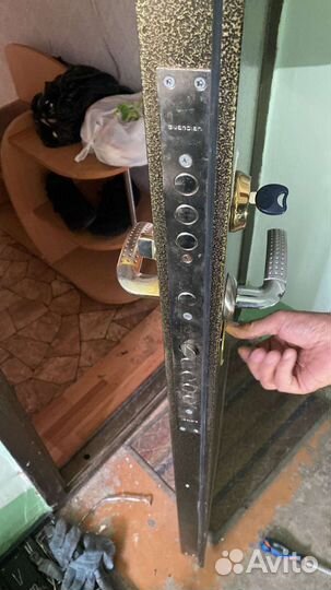 Вскрытие замков авто, установка, замена замков