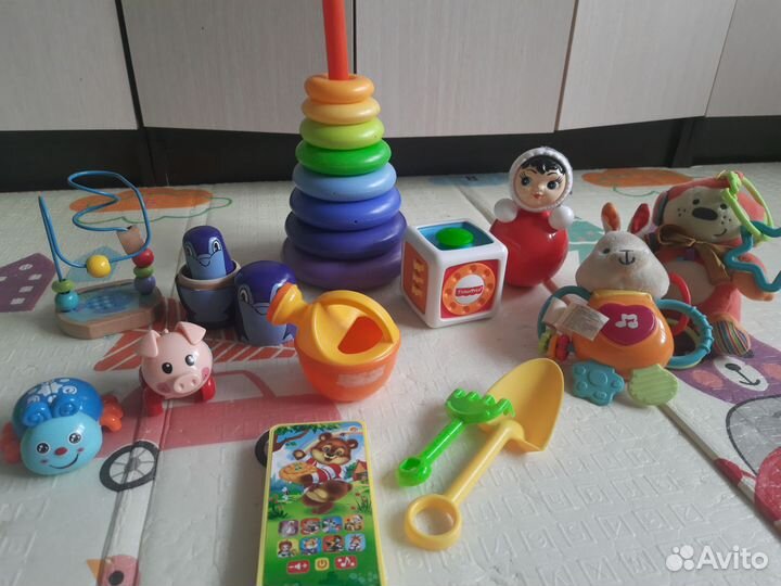 Развивающие игрушки пакетом