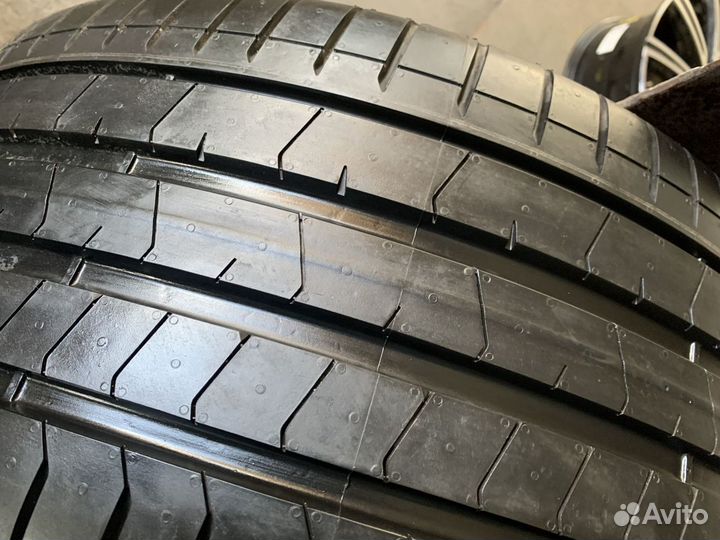 Pirelli P Zero 245/40 R20