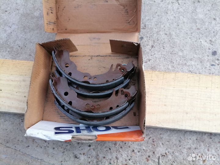 Тормозные колодки задние Toyota Passo 1го пок-я