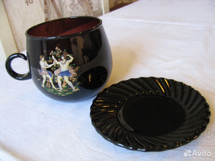 Набор из 3 чашек 300 мл с блюдцами тёмного стекла