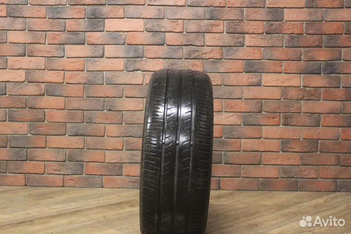 Yokohama BluEarth AE01 205/55 R16