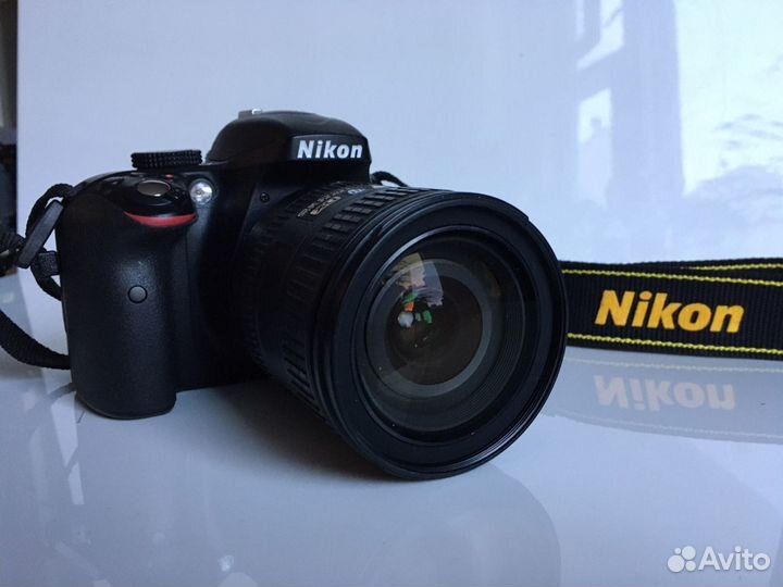 Nikon d3300 kit 16-85 mm ED VR