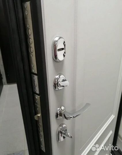 Дверь входная с бесплатной доставкой