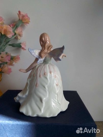 Статуэтка Эльфина фарфор