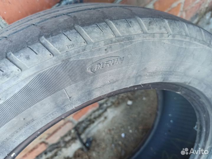 Durun M636 215/55 R17 98V