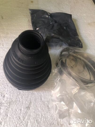 Пыльник шруса левый Sonata20 Hyundai 495L5L1200