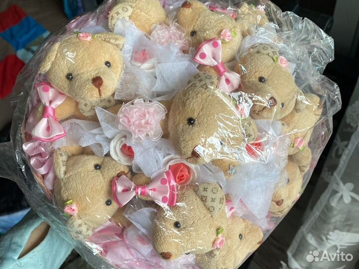 Букет из мягких игрушек декор