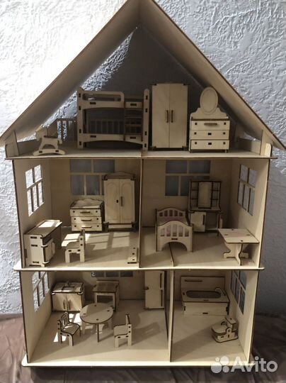 Домик кукольный с мебелью