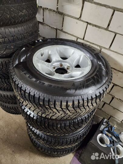 Комплект зимних колес 6 139.7 Внедорожник