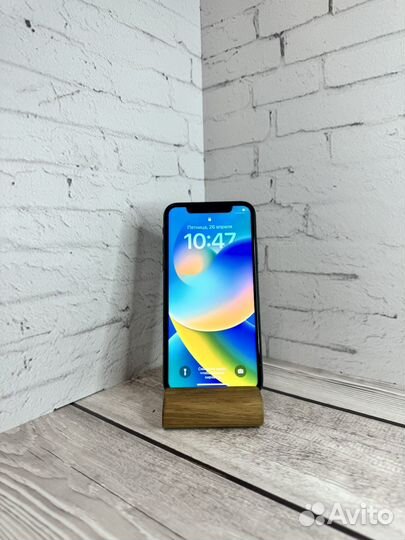 iPhone X, 256 ГБ
