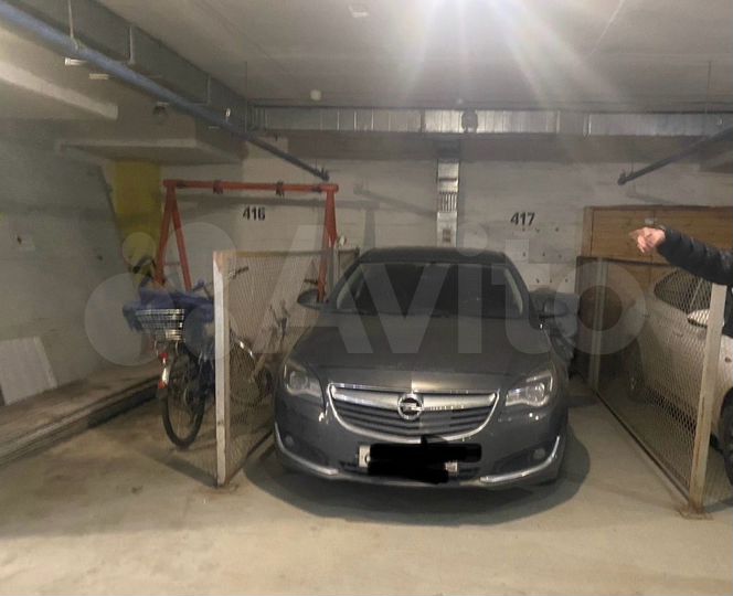 Машиноместо, 18 м²