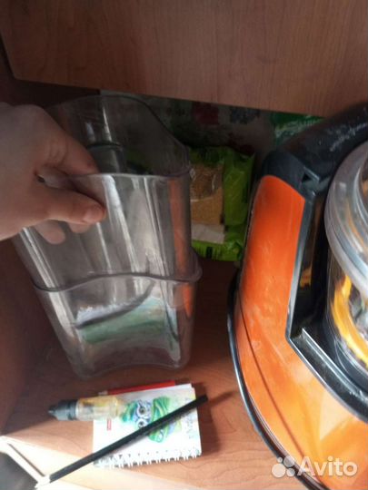 Соковыжималка шнековая