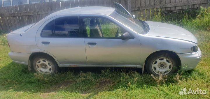 Nissan Pulsar 1.5 AT, 1998, 180 000 км