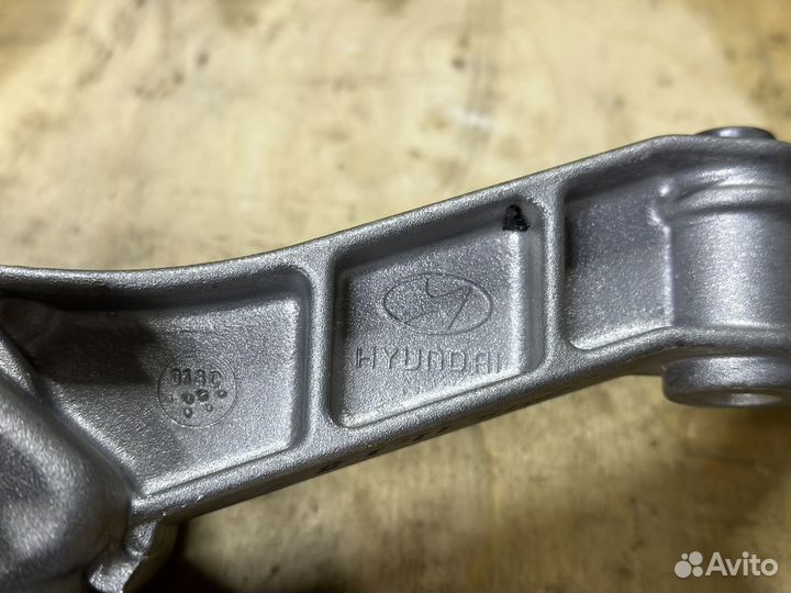 Насос масляный Гранд Старекс D4CB