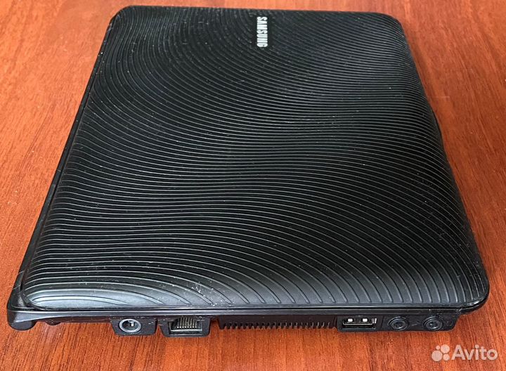 Нетбук Samsung NB30