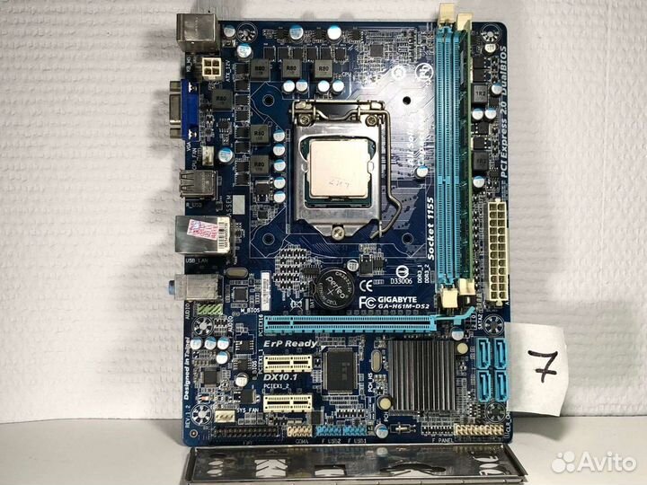 Материнская плата Gigabyte GA-H61M-DS2 с дефектом
