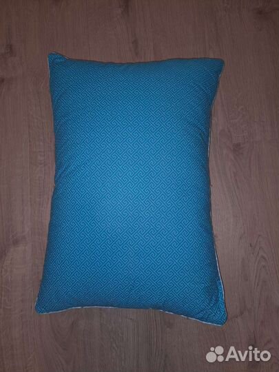 Подушка первая 70х50
