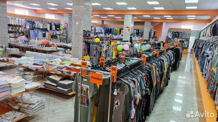 Продавец в магазин женской одежды