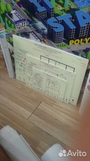 Планы эвакуации, таблички