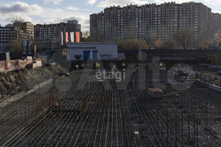 2-к. квартира, 121 м², 1/7 эт.