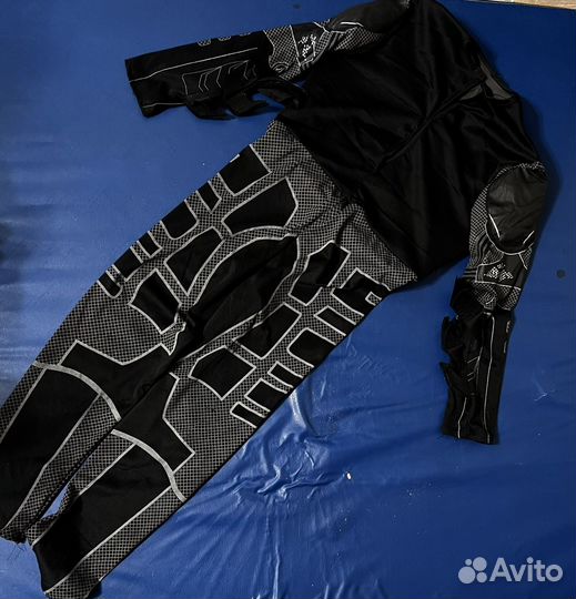 Костюм человека паука