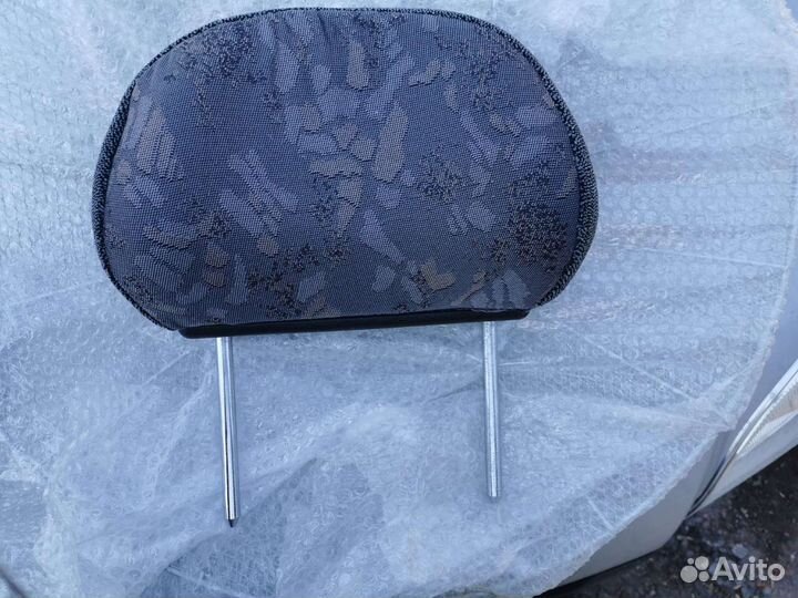 Подголовник