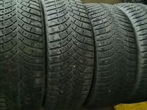 Michelin X-Ice North 3 215/55 R17