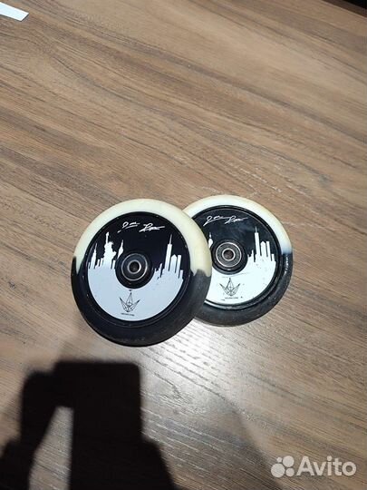 Колесо Blunt 120x26 мм Jon Reyes Black/White