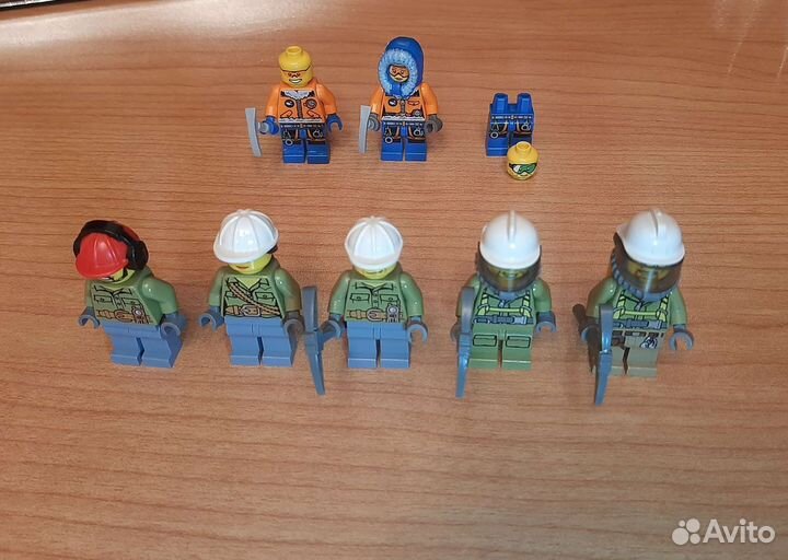 Lego минифигурки