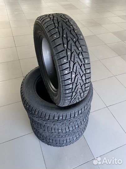 Новые Зимние шины 195/65/15