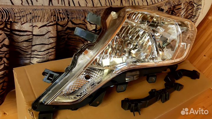 Фара левая Toyota Lend Kruser Prado 150