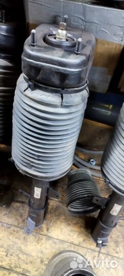 Пневмостойка Lexus RX II задняя