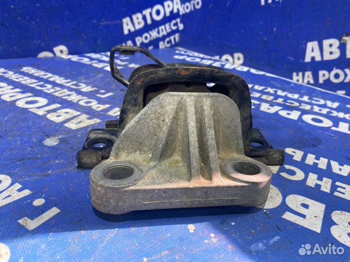 Подушка двигателя Opel Corsa D купе A12XER 2011