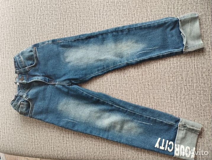 Джинсы