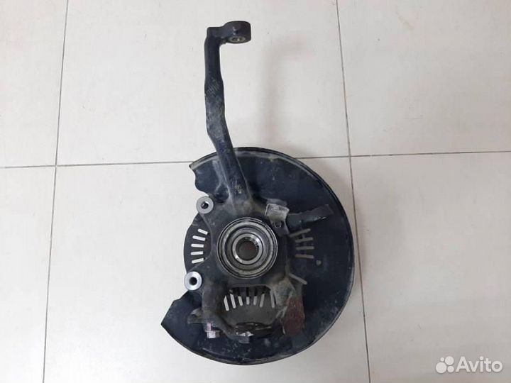 Цапфа/кулак поворотный передний левый Toyota Land