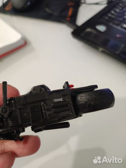 Модель мотоцикла Hot wheels