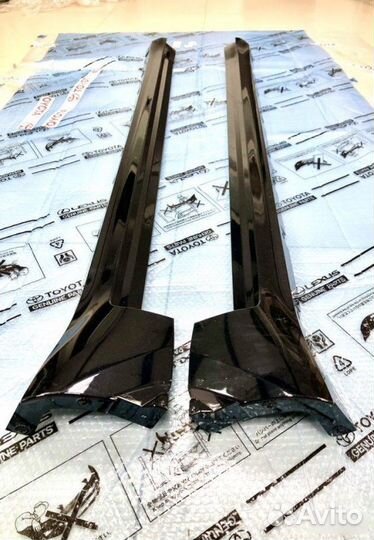 Накладки порогов Toyota Land Cruiser 300 2021-2023